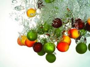 Απολέπιση φρούτων με οξέα φρούτων, που ανανεώνει τα κύτταρα του δέρματος